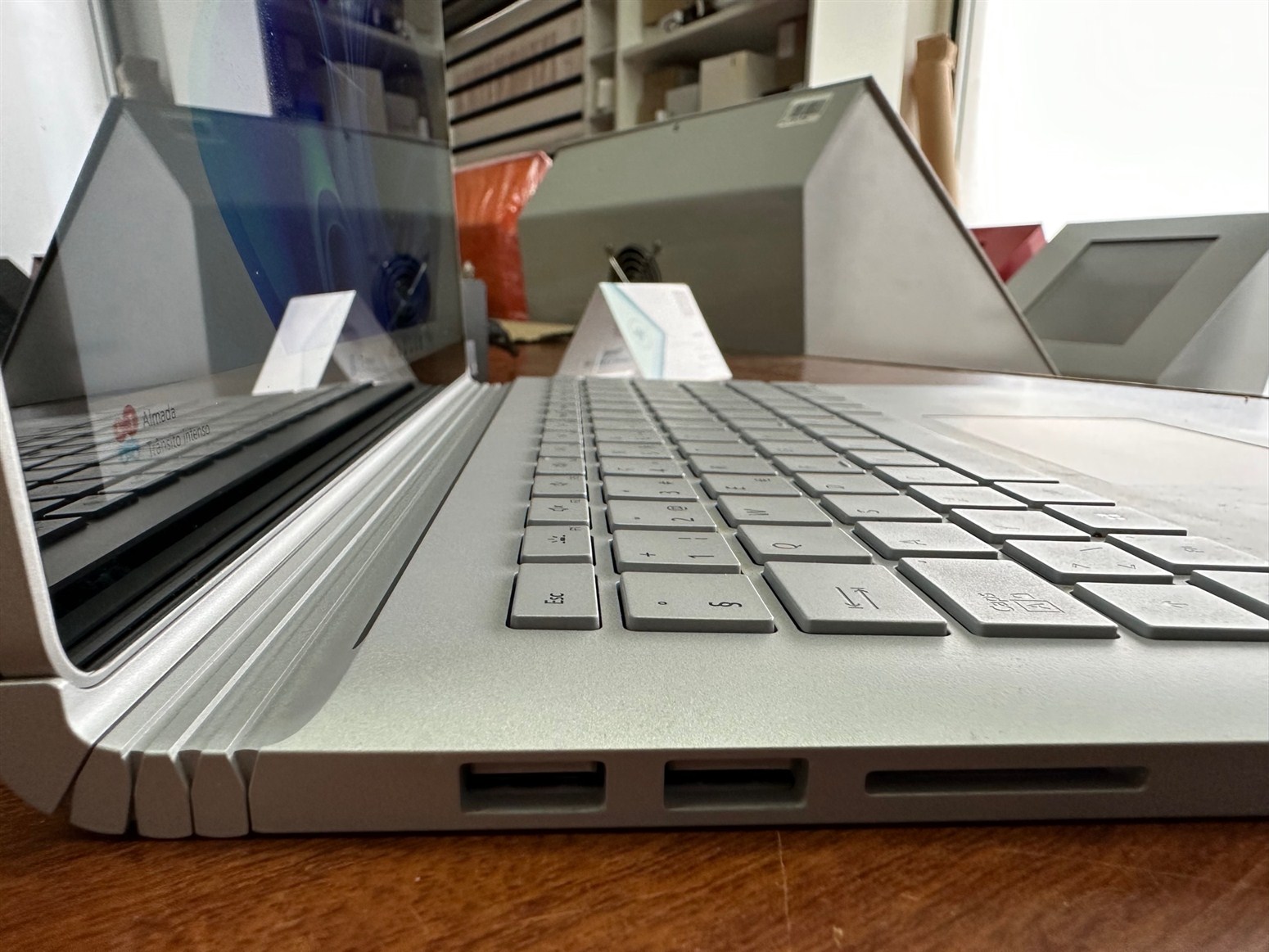 Microsoft-Surface-BOOK-3